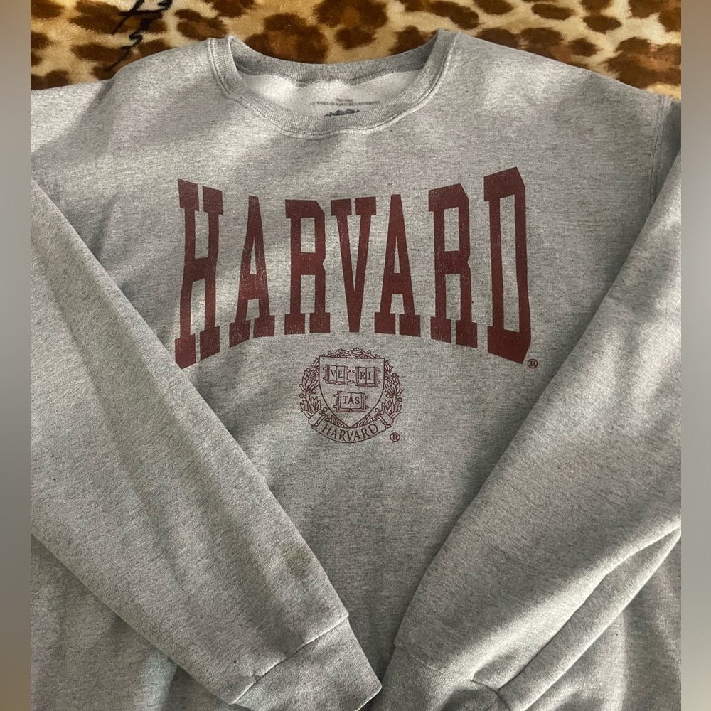 harvard crewneck